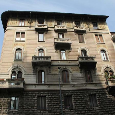 Апартаменты Viale Lunigiana - Penthouse - 6 People Милан Экстерьер фото